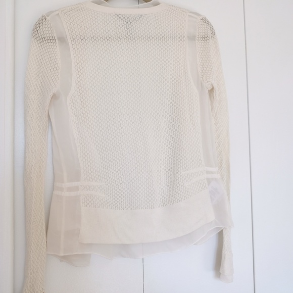 BCBG MAXAZRIA White Cardigan w/ lots of textures - Picture 5 of 8